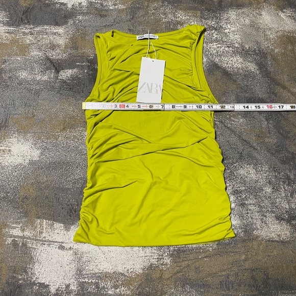 Zara Sleeveless Ruched Top - Picture 3 of 9